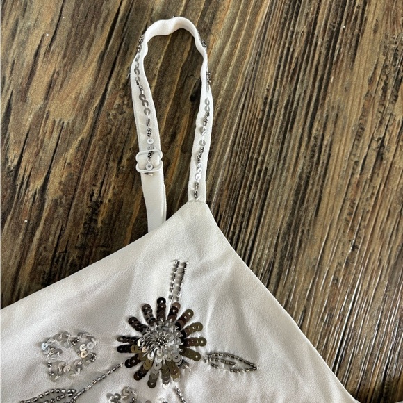 NWT White House Black Market V-Neck Tank Top Cami XSP Ecru Silver Embellishments - Picture 9 of 9